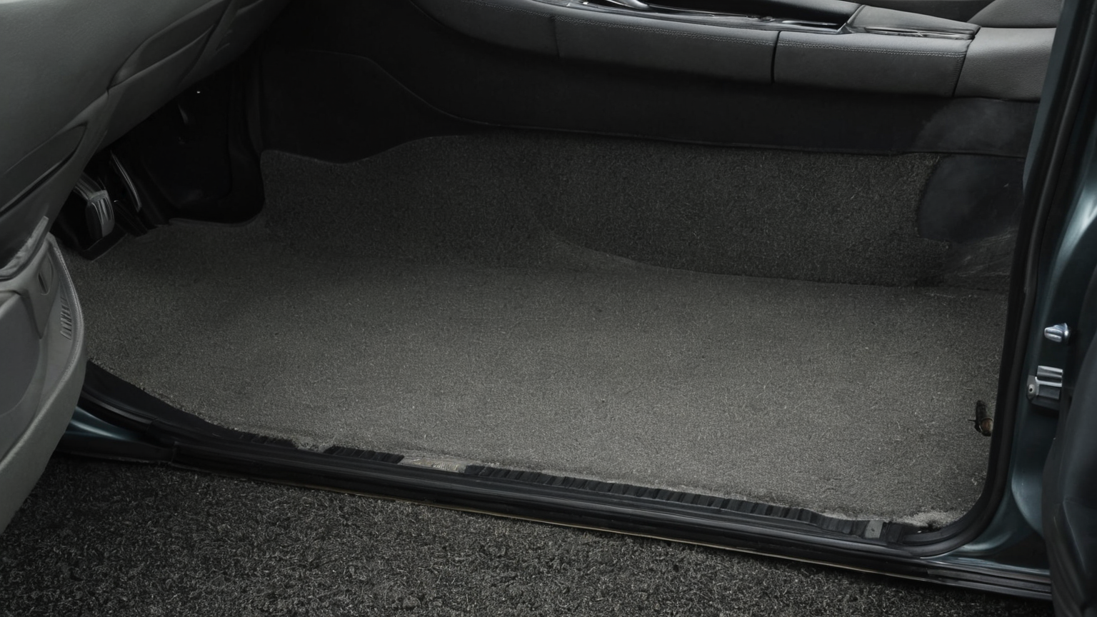 How to Spot a Flood-Damaged Used Car: VIN, Title, and Inspection Checklist